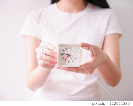 女性 メス 女の人 112931580