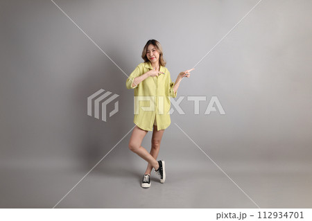 Young Asain Woman 112934701