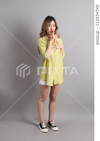 Young Asain Woman 112934740