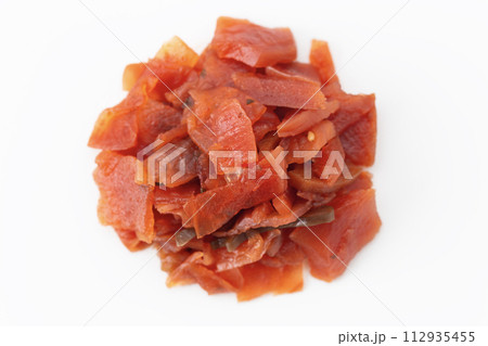 福神漬け 白背景 福神漬け 白背景 112935455