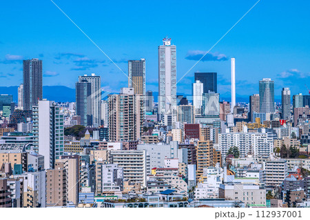 日本の東京都市景観 池袋副都心。サンシャイン60やタワーマンションなどを望む=3月10日 日本の東京都市景観 池袋副都心。サンシャイン60やタワーマンションなどを望む=3月10日 112937001