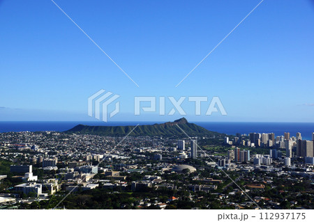Diamondhead and the city of Honolulu on Oahu on a nice day Diamondhead and the city of Honolulu on Oahu on a nice day 112937175