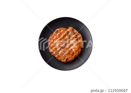 Delicious fresh grilled chicken fillet with spices and herbs 112938087