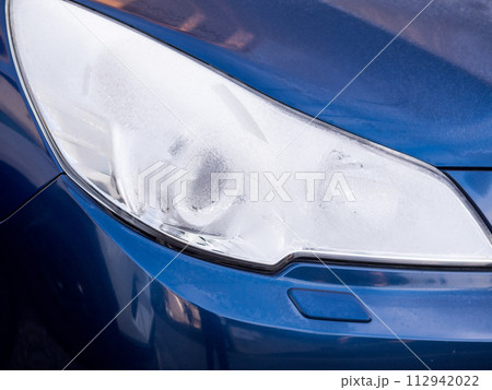 【車】ヘッドライトに付いた霜 【車】ヘッドライトに付いた霜 112942022