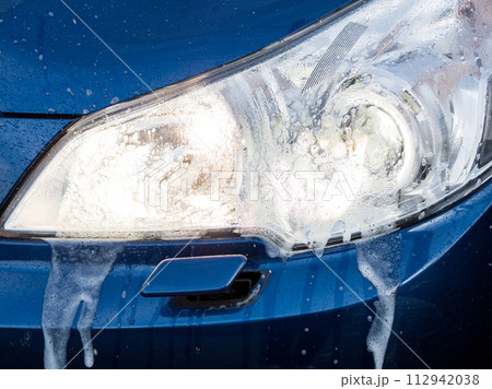 【車】霜を溶かすヘッドライトウォッシャー 【車】霜を溶かすヘッドライトウォッシャー 112942038