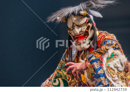 迫力満点　石見神楽 112942739