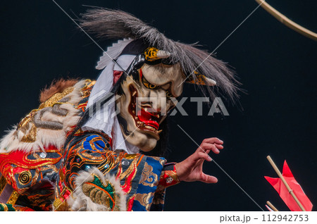 迫力満点　石見神楽 112942753