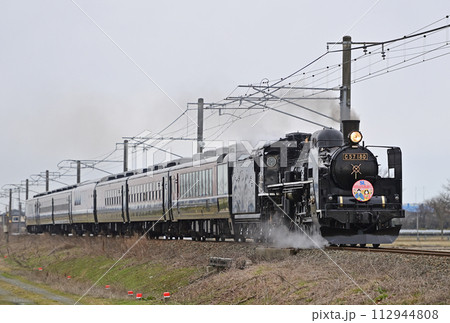 羽越本線 月岡ー中浦 JR東日本 C57-180+12系(新津) SL村上ひな街道 羽越本線 月岡ー中浦 JR東日本 C57-180+12系(新津) SL村上ひな街道 112944808