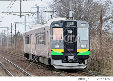 室蘭本線 虎杖浜 JR北海道 737系 C-13編成(札幌) 室蘭本線 虎杖浜 JR北海道 737系 C-13編成(札幌) 112945180