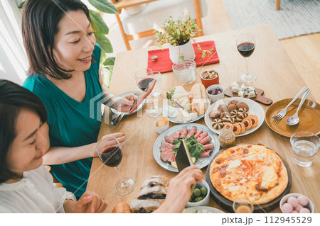 a forty-something woman 112945529