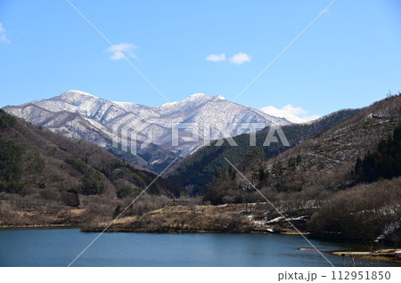 春の早池峰ダム 春の早池峰ダム 112951850