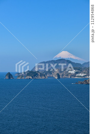雲見駐車場からの富士山 112954868