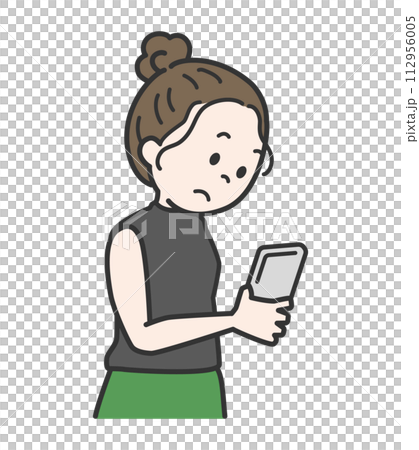 スマホを見て考える女性 スマホを見て考える女性 112956005