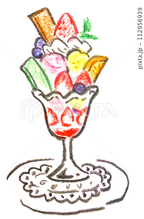 手描きのパフェのイラスト（単体） 112956939