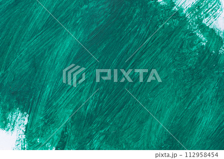 緑色に塗る 112958454