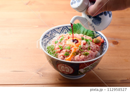 ねぎとろ丼 （ まぐろのたたき丼 ） 112958527