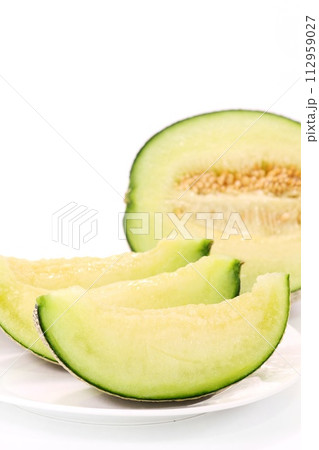 アンデスメロン　茨城県産　カット　デザート　明るい背景 112959027