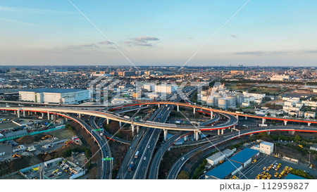 高速道路のジャンクション ドローン空撮 高速道路のジャンクション ドローン空撮 112959827