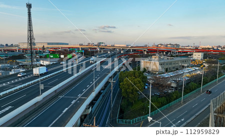 高速道路のジャンクション ドローン空撮 高速道路のジャンクション ドローン空撮 112959829