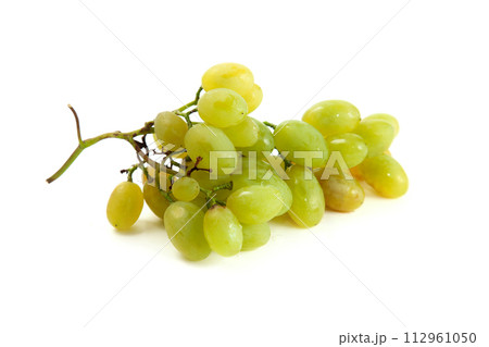Bunch of organic green grapes isolated on white background. 112961050