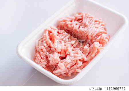 鶏むね肉と豚の合挽肉 鶏むね肉と豚の合挽肉 112966732