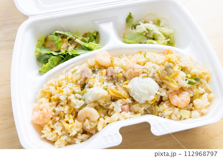 おいしい海鮮炒飯 おいしい海鮮炒飯 112968797
