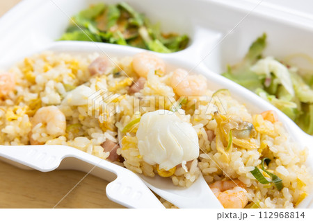 おいしい海鮮チャーハン おいしい海鮮チャーハン 112968814