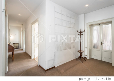 Renovation Renovation 112969116