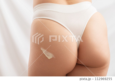 No retouch. Raw photo. Cropped shot of young 112969255