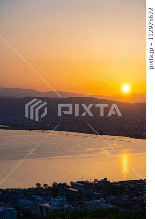 【サンセット素材】立石公園から見るサンセット【長野県】 112975672