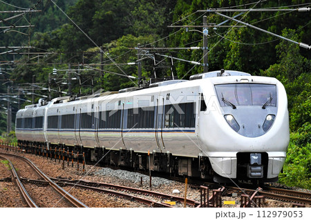 683系　特急「しらさぎ」　北陸本線・牛ノ谷駅 112979053