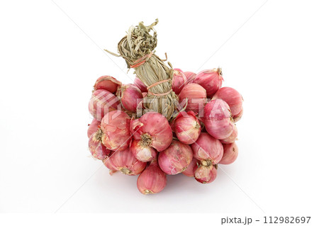 Bunch of onions 2 112982697