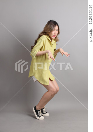 Young Asain Woman 112983114