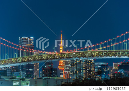 「東京都」夜景・お台場からレインボーブリッジを望む 「東京都」夜景・お台場からレインボーブリッジを望む 112985985