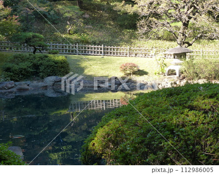 東京都庭園美術館  東京都港区白金台　旧朝香宮邸公益財団法人東京都歴史文化財団　庭園　池　林　新館  112986005