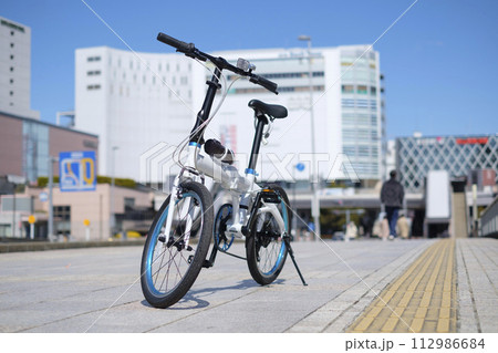 水戸駅南口付近の風景と自転車 水戸駅南口付近の風景と自転車 112986684
