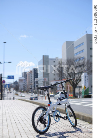 水戸駅南口付近の風景と自転車 水戸駅南口付近の風景と自転車 112986690