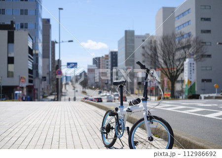 水戸駅南口付近の風景と自転車 水戸駅南口付近の風景と自転車 112986692