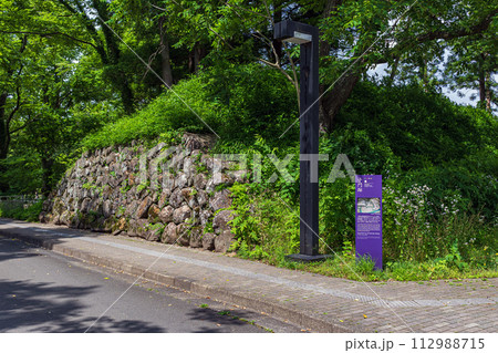 仙台城三の丸子門跡 112988715