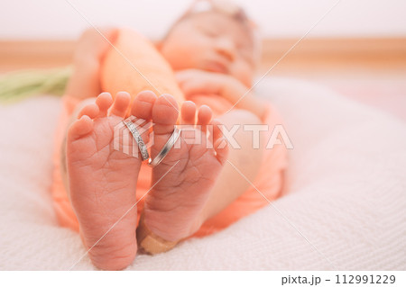 ニューボーンフォト 112991229