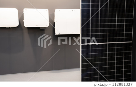 Solar panel with rechargeable energy storage 112991327