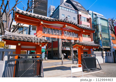 東京都新宿区 善國寺（神楽坂 毘沙門天） 112994463