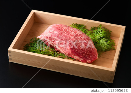 国産黒毛和牛、モモ肉（シンシン）1.7kg 112995638