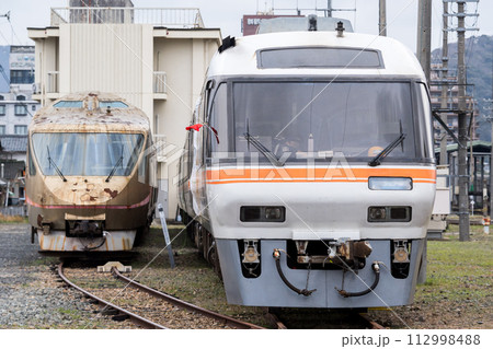 【宮津線】西舞鶴運転所で休む列車 【宮津線】西舞鶴運転所で休む列車 112998488
