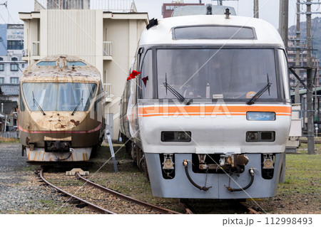 【宮津線】西舞鶴運転所で休む列車 112998493