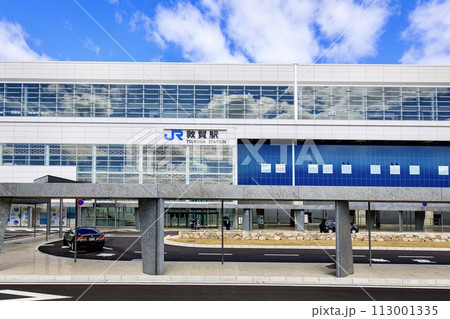 敦賀市、敦賀駅東口（やまなみ口）の風景 113001335