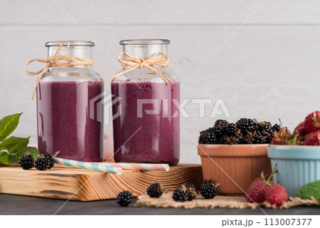 Fresh red fruits smoothie Fresh red fruits smoothie 113007377