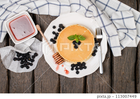 Pancakes with fresh blackberries 113007449