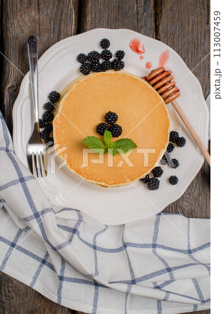 Pancakes with fresh blackberries 113007459