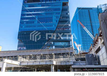 日本の東京都市景観 鉄骨が遂に銀座線渋谷駅側に張り出してきた…未来都市渋谷への“序曲”＝27日 113007815